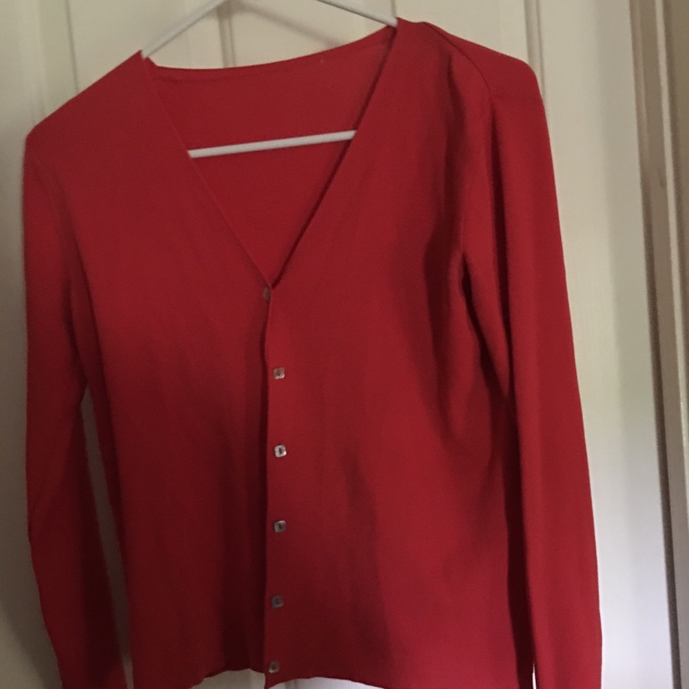 Macys’s sweater.. no tags